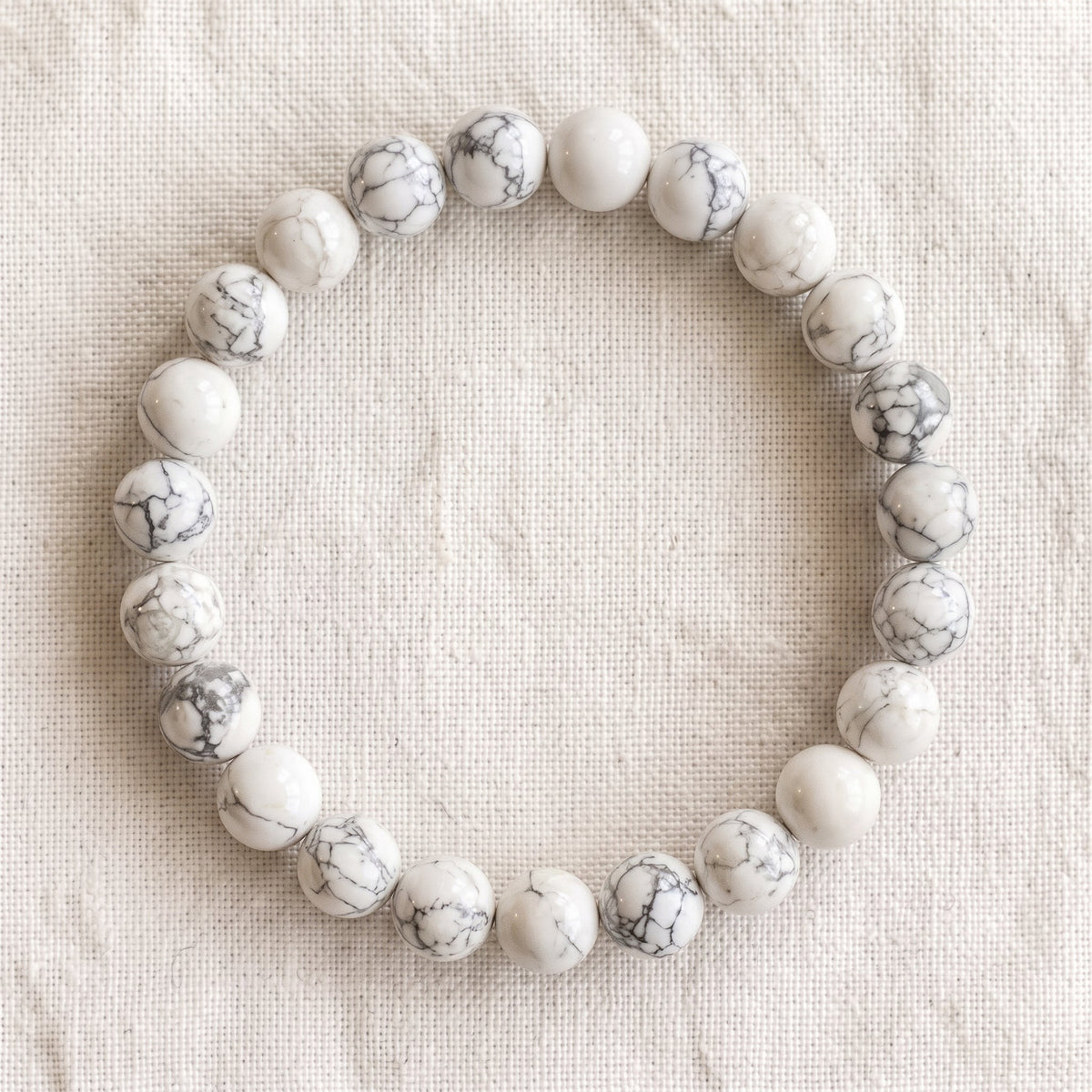Bracelet en howlite, perles de 6 mm - visuel provisoire