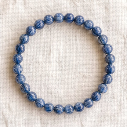 Bracelet en cyanite, perles de 6 mm - visuel provisoire