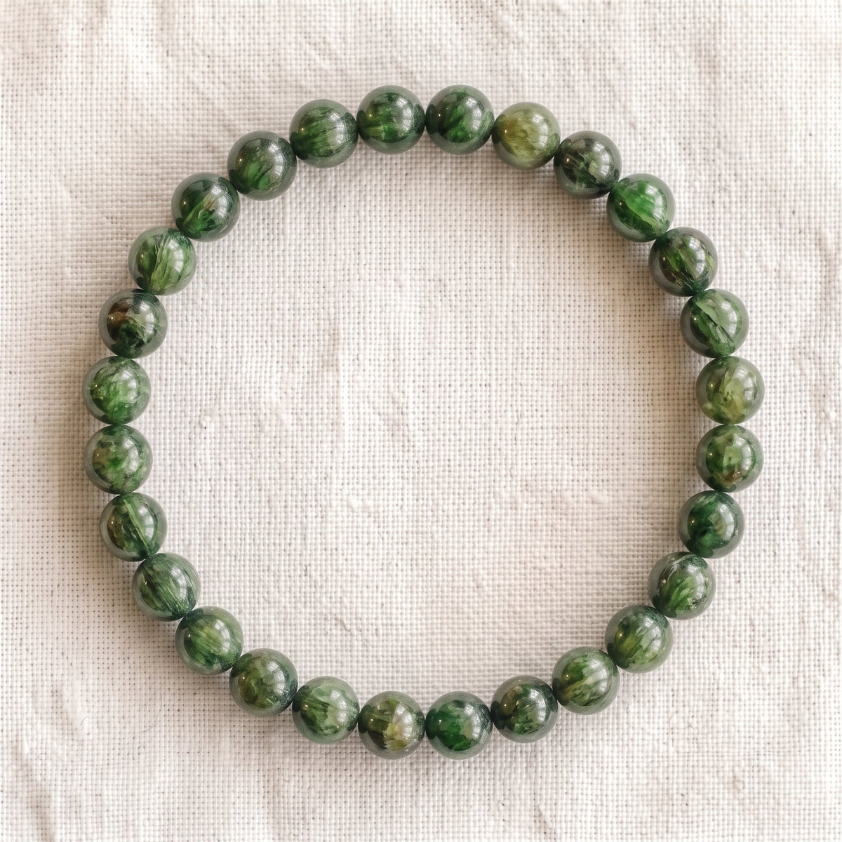 Bracelet en grenat vert, perles de 6 mm - visuel provisoire