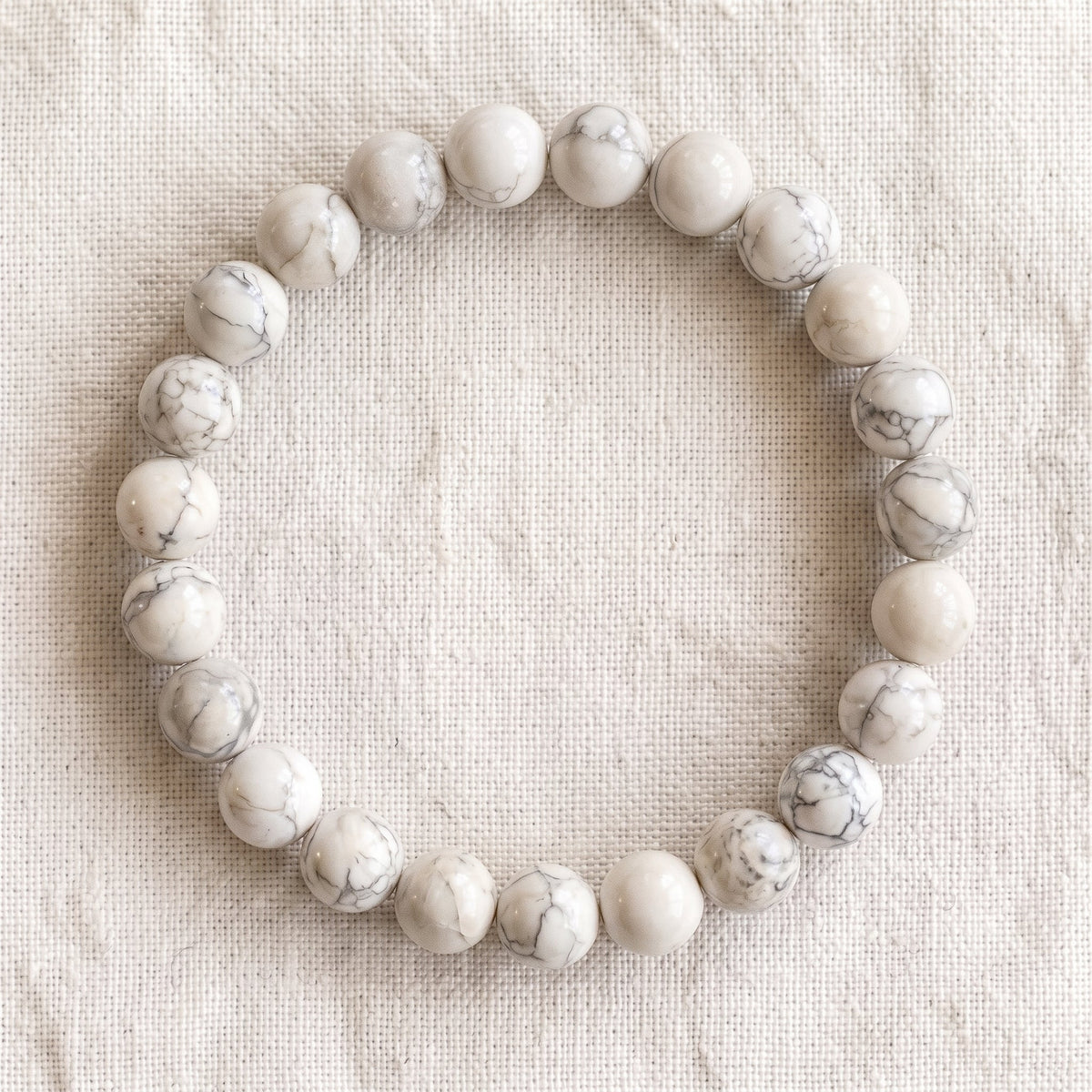 Bracelet en howlite, perles de 10 mm - visuel provisoire