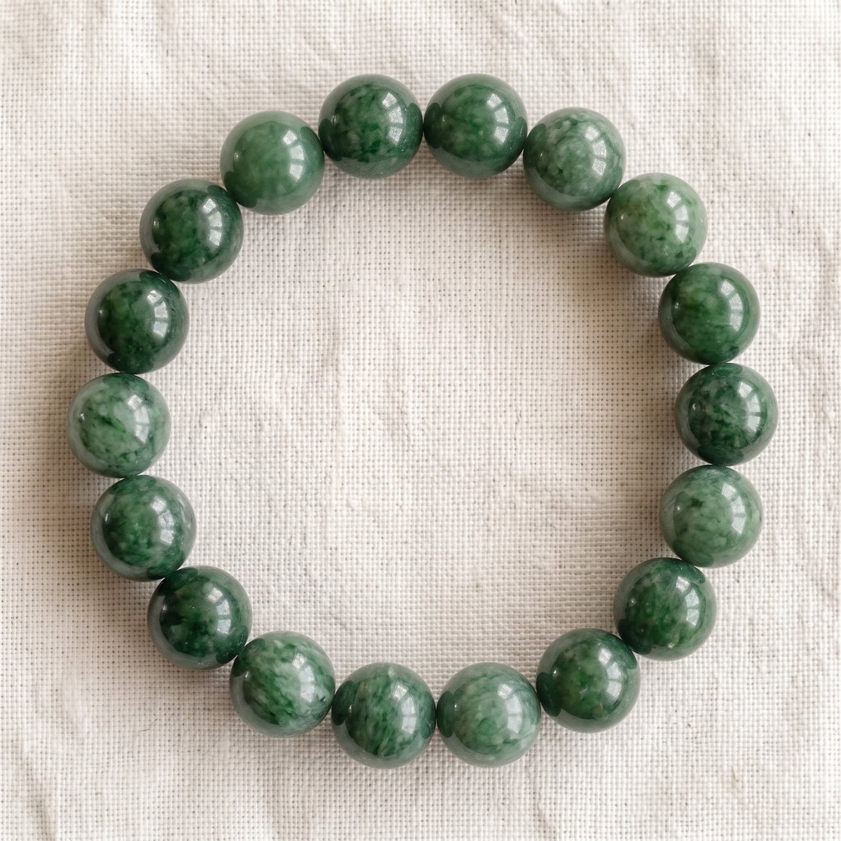 Bracelet en jade verte, perles de 10 mm - visuel provisoire
